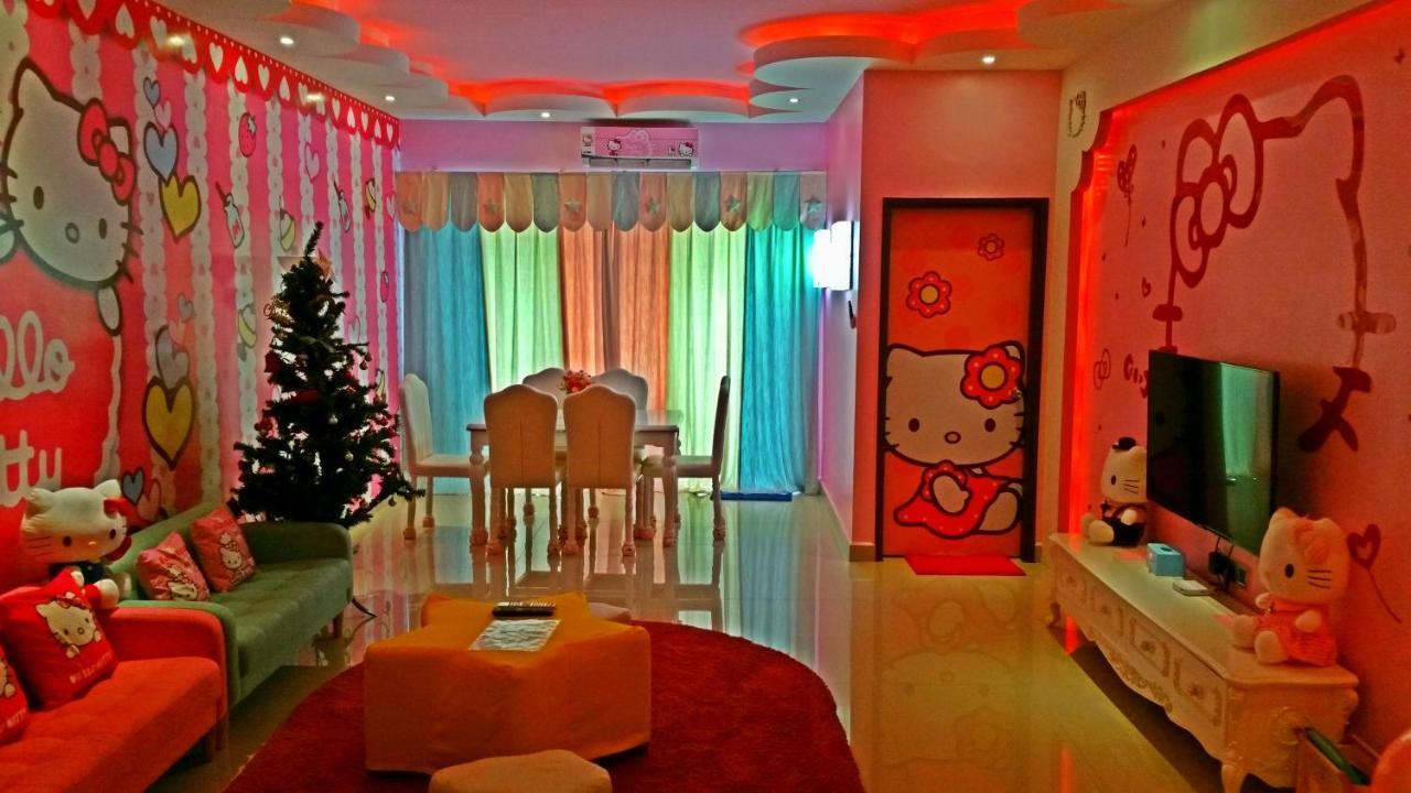 Hello Kitty Signature Suite Sandakan Phòng bức ảnh